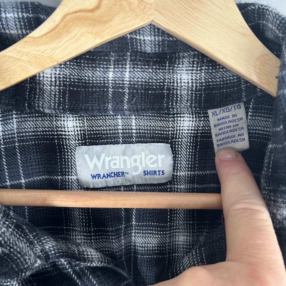 Wrangler Wrancher Mens XL Western Pearl Snap Shirt Black Grey Plaid Flannel Long - Picture 3 of 8